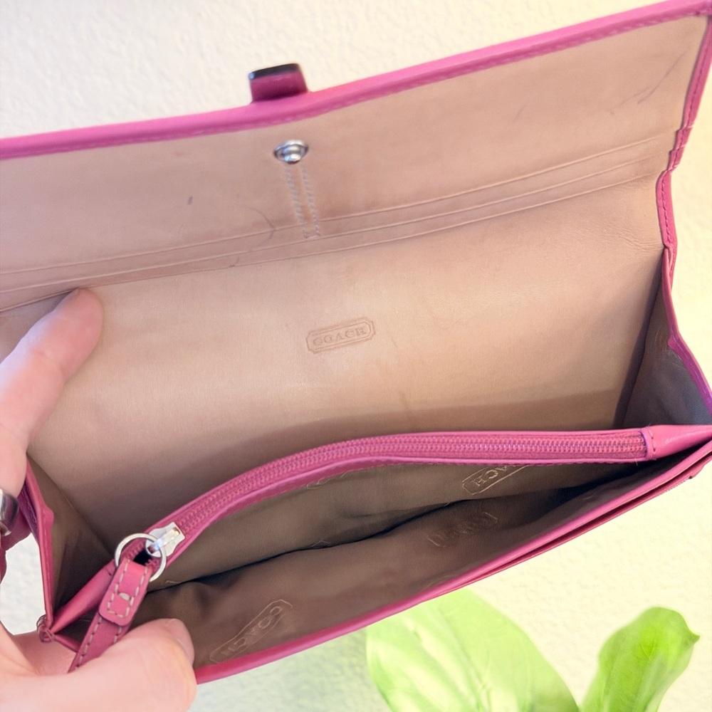 Vintage Coach Pink Y2K Jacquard Signature C Canvas/Leather Buckle Wallet - Picture 5 of 10